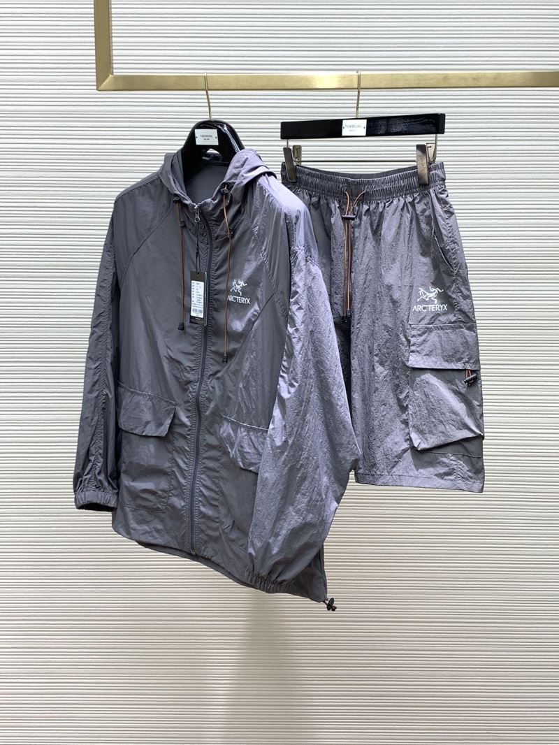 Arcteryx Sunscreen Jacket